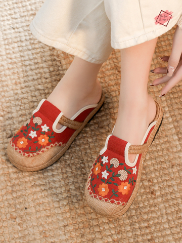 Boho Chic Canvas Slip-On Sneakers - Embroidered Flats for Effortless Style