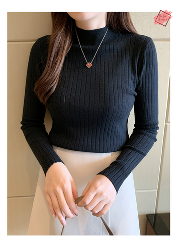 Elegant Slim-Fit Mockneck Sweater for Women | Solid Cashmere Knitted Pullover