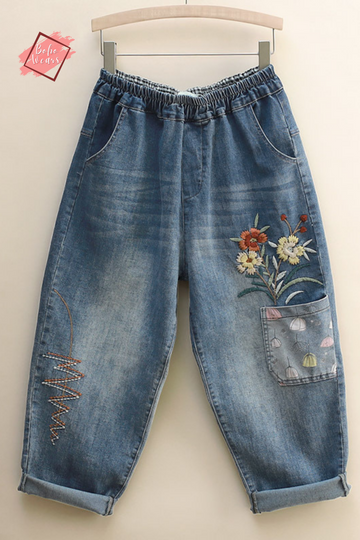 Blue Embroidered Jeans - A Touch of Vintage Chic for Your Summer Wardrobe