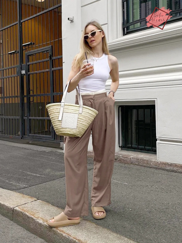 Trendy Oversized Cargo Pants for Women - Fashionable Brown Baggy Trousers with Patchwork, Low Waist - Perfect for Streetwear