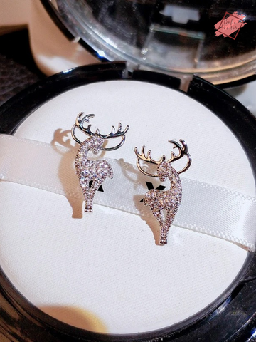 Adorable Fashion Deer Stud Earrings