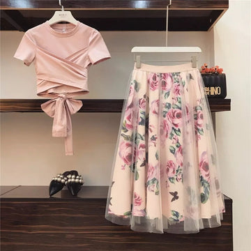 Beautiful Two Piece Skirt Suit Dress Set with Bowknot Solid Top Vintage Floral Skirt